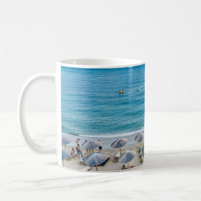Taza De Café Beach lounge a orillas del mar (Izquierda)
