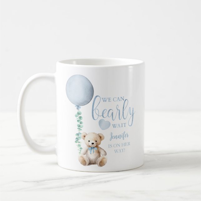 Taza De Café Bearly Wait Blue Teddy Bear Baby Shower Coffee Mug (Izquierda)