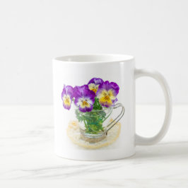 Taza De Café beautiful pansy flowers isolated in a cup