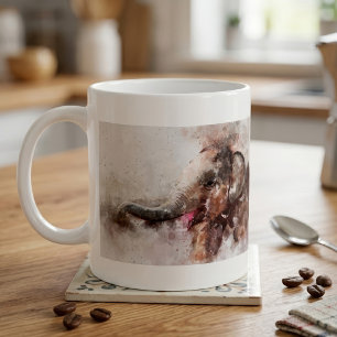 Taza De Café Bebé de elefante asiático lindo y juguetón en acua