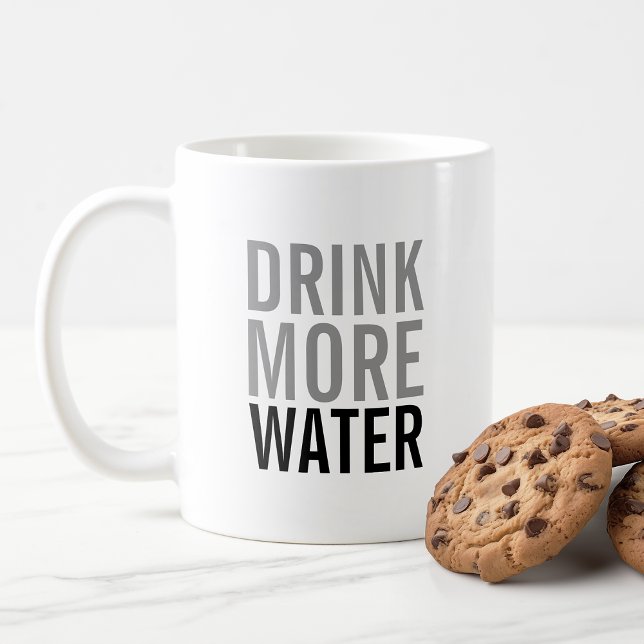 Taza De Café Bebe más agua | Minimalista simple (Subido por el creador)