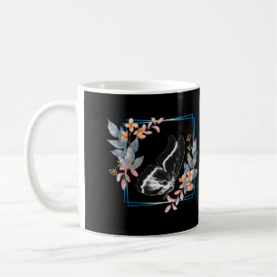 Taza De Café Bebida De Mariposa Y Flor