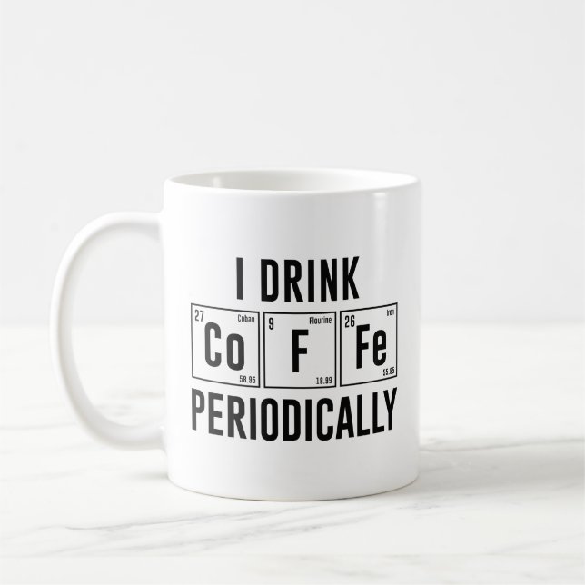Taza De Café Bebo Café Periódicamente (Izquierda)