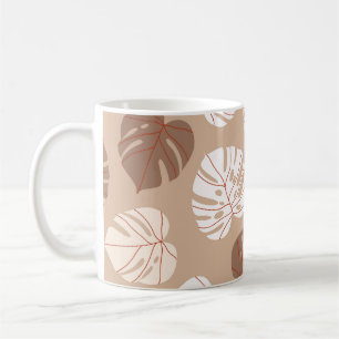 Taza De Café Beige Monstera se va: Patrón de moda dibujado a ma