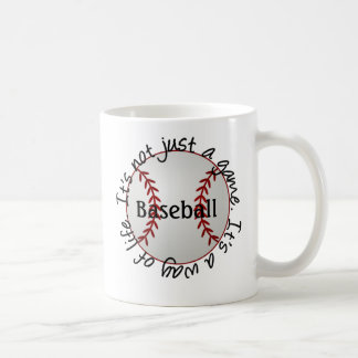 Taza De Café Béisbol-su no apenas un juego