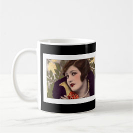 Taza De Café Belleza victoriana con abrigo morado