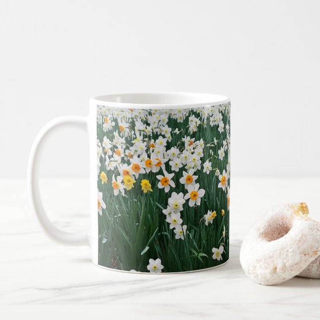 Taza De Café 💐 ↷ Bellos Daffodis Fabulous Classic (Con donut)