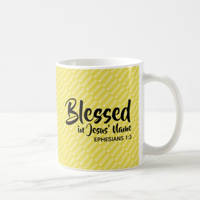 Taza De Café BENDIGADO EN EL NOMBRE DE JESÚS, Yellow (Derecha)