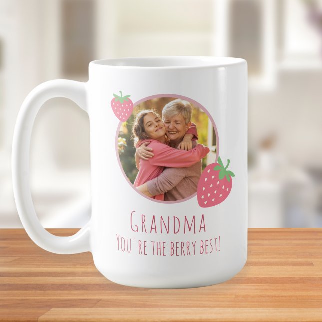 Taza De Café Berry Best Grandma Grande (Large white coffee with custom photo. Text reads "Grandma, you're the berry best")