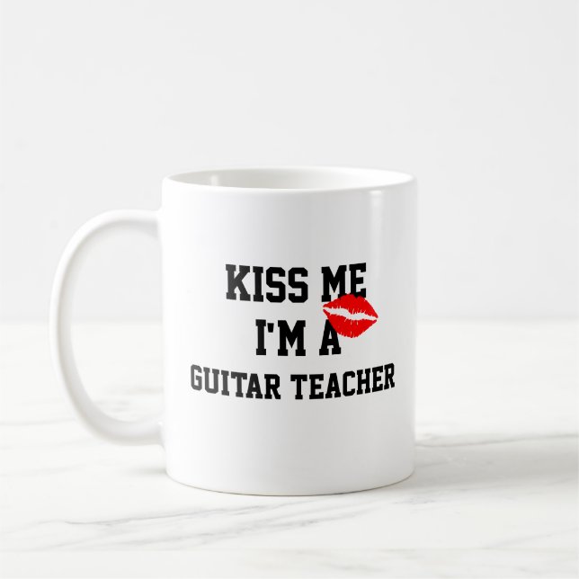 Taza De Café Bésame A Un Profesor De Guitarra Mug (Izquierda)