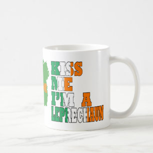 Taza De Café Bésame, soy un leprechaun monogramado
