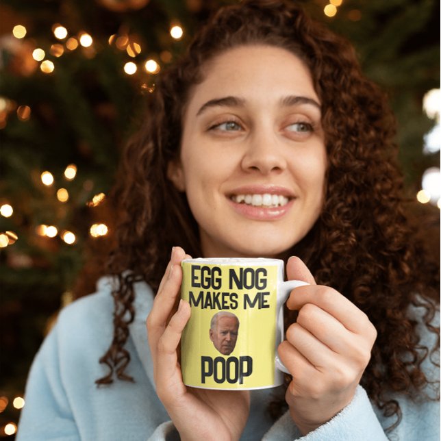 TAZA DE CAFÉ BIDEN FUNNY NAVIDADES HUEVG NOG ME HACE POOP COFFE (Subido por el creador)