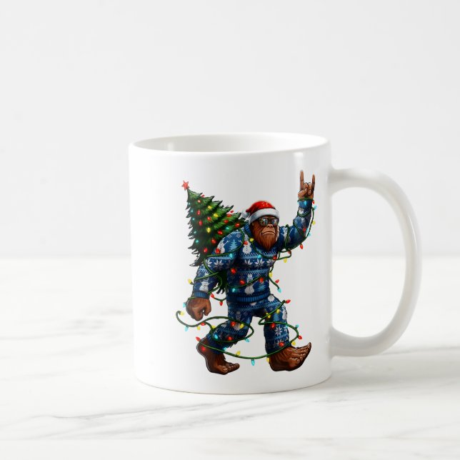 Taza De Café Bigfoot Sasquatch Christmas Tree Santa Hat Lights  (Derecha)
