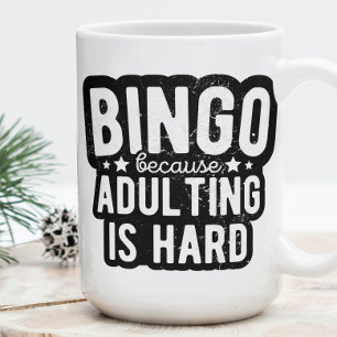 Taza De Café Bingo porque adular es difícil   Bingo gracioso