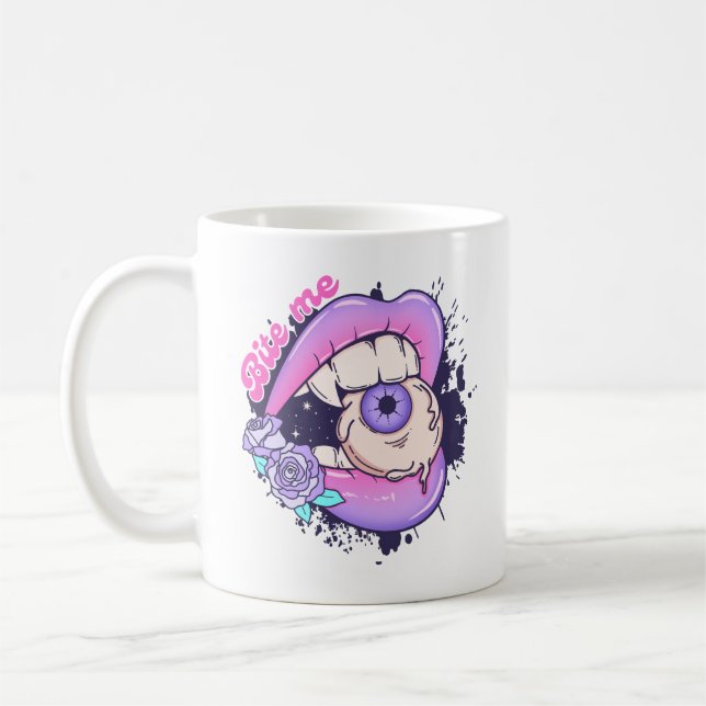 Taza De Café Bite Me Pink Halloween Litros (Izquierda)