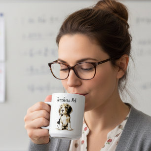 Taza De Café Black/Tan sobre Blanco 'Mascota de Maestros' Beagl