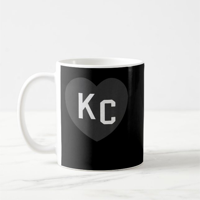 Taza De Café BlackWhite KC 2 Letra Kc Love Kc Heart KC (Kansas) (Izquierda)