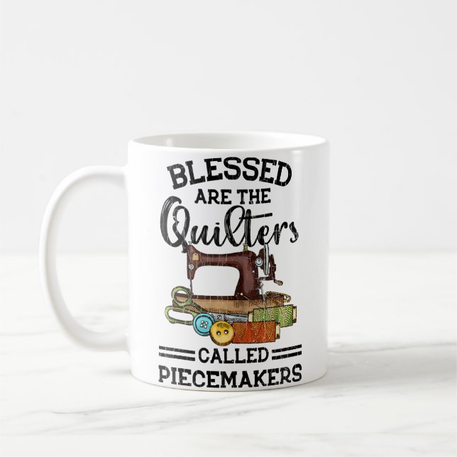 Taza De Café Blessed Are The Quilters Funny Quilting Sewing Sew (Izquierda)