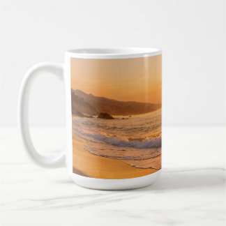Taza De Café Blooming Lavender Field at Golden Sunset Provence