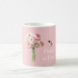 Taza De Café Blush Pink Ranunculus Flowers Ladybug<br><div class="desc">Blush Pink Ranunculus Flowers Ladybug</div>