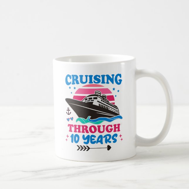 Taza De Café Boda de crucero a través de 10 años (Derecha)