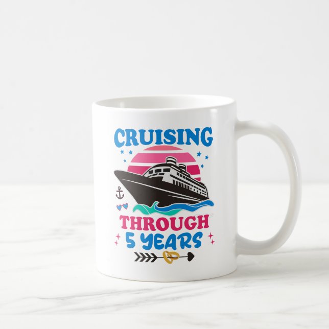 Taza De Café Boda de crucero a través de 5 años (Derecha)