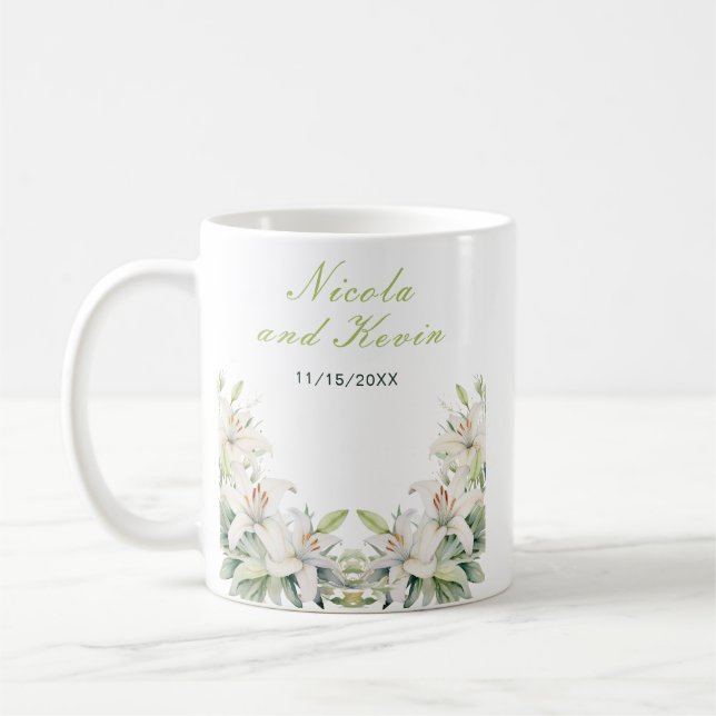 Taza De Café Boda de flores de lirio blanco (Izquierda)