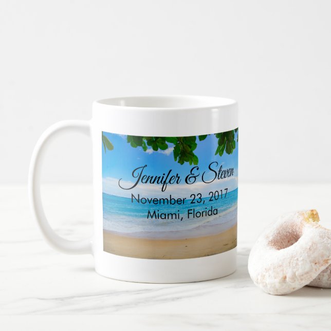 Taza De Café Boda de Isla Tropical Beach Vacation (Con donut)