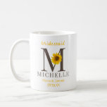 Taza De Café Boda de la dama de honor del girasol editable ruso<br><div class="desc">Moderno y rústico, de color marrón y amarillo con una taza monogramada de girasol. Mueve el girasol para que coincida con tu tipografía inicial con la clásica moderna. Todos los colores del elemento son editables, sólo tiene que hacer clic en personalizar y seleccionar la capa que desea cambiar. Mándame un...</div>