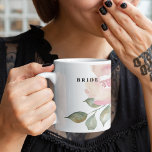 Taza De Café Boda de novia de la Marina Romántica<br><div class="desc">Romántica Marina Florals Boda Café de novia Mug #floral pintada a mano #botánico romántico #floral #boda primavera #elegante #boda formal #boda #elegante #boda #romántico boda</div>