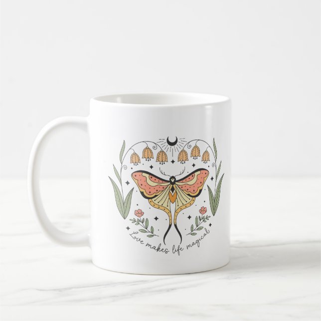 Taza De Café Boho Mística Moths Love hace la vida mágica (Izquierda)