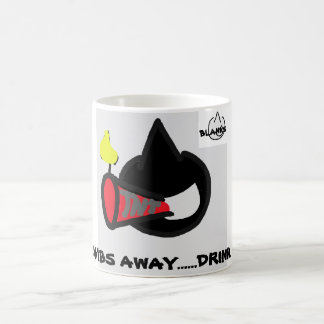 TAZA DE CAFÉ BOMBAS LEJOS