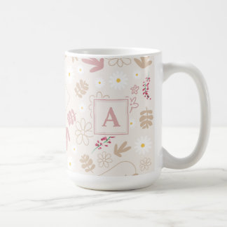 Taza De Café Bonito monogramada de cumpleaños color rosa pastel