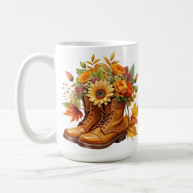 TAZA DE CAFÉ BOOTES MARRÓN CON FLORES DE OTOÑO DE BONITO (Izquierda)