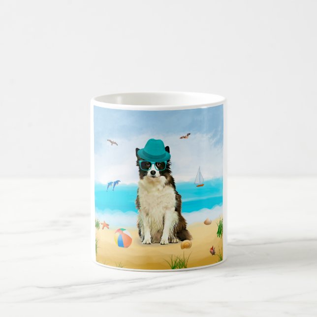 Taza De Café Borde de Perro Collie en la playa (Centro)
