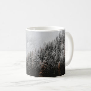 Taza De Café Bosque blanco y negro, montañas,