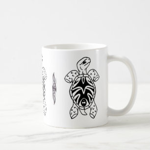 Taza De Café bosquejo tribal de la tortuga