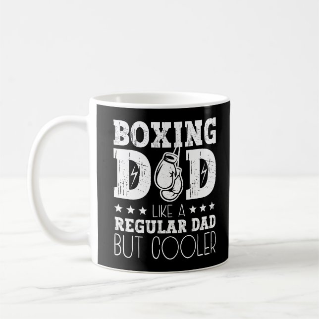 Taza De Café Boxear A Papá Como Un Padre Regular Pero Más Frío (Izquierda)