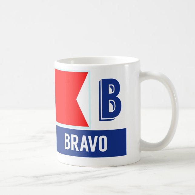Taza De Café Bravo náutico del alfabeto "B" de la bandera (Derecha)