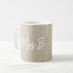 Taza De Café Brillo Inicial de Mrs Champagne Beige Personalizad