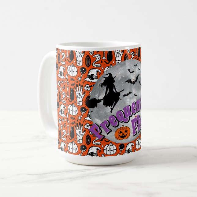 Taza De Café Broomstick de travesía frecuente de Halloween para (Anverso izquierdo)