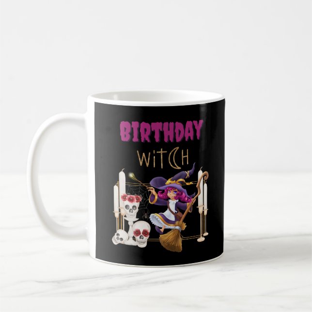 Taza De Café Bruja De Cumpleaños Nacida En Un Fiesta De Hallowe (Izquierda)