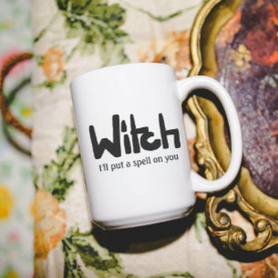 Taza De Café Bruja en tinta negra a mano que dice