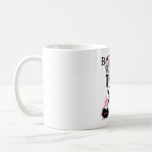 Taza De Café Bruja más dura en la ciudad Halloween rosa y aterr