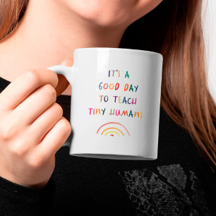 Taza De Café Buen Día Profesora Pequeños Humanos Tipografía Mod