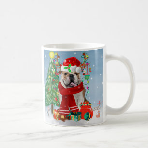 Taza De Café Bulldog inglés en nieve con regalos de Navidades