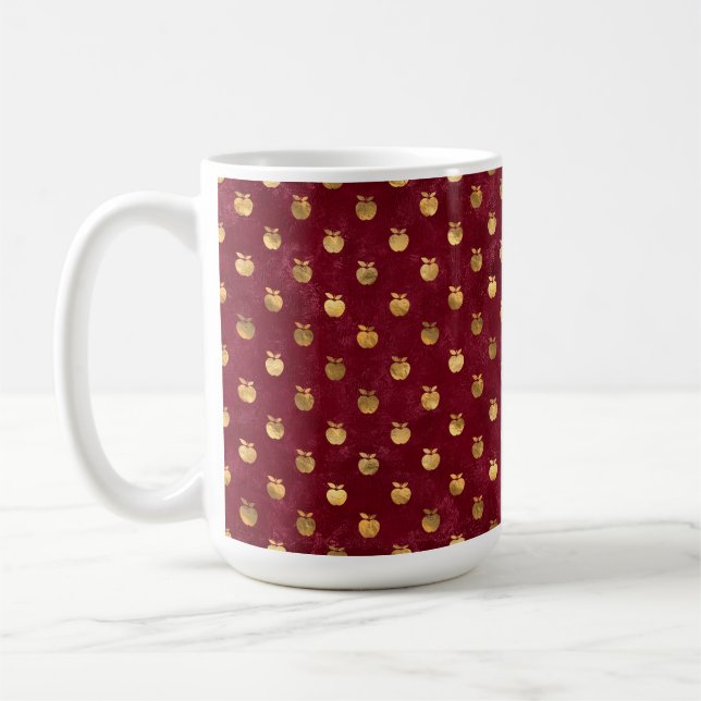 TAZA DE CAFÉ BURGUNDA CON FILAS DE MANZANAS DE ORO (Izquierda)