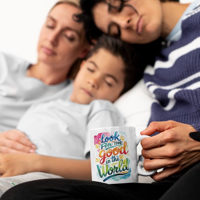 Taza De Café Buscar Lo Bueno En La Mug Mundial (Spread light with this colorful, "Look for the good in the world" mug! )