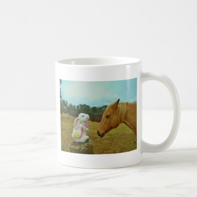 Taza De Café Caballo amarillo rubio y conejo de Pascua (Derecha)
