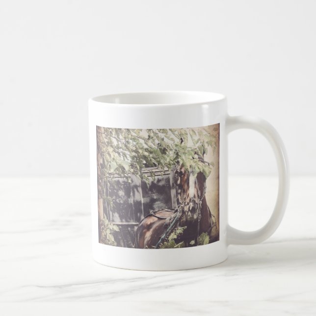 Taza De Café Caballo Amish y buggy en la sombra (Derecha)